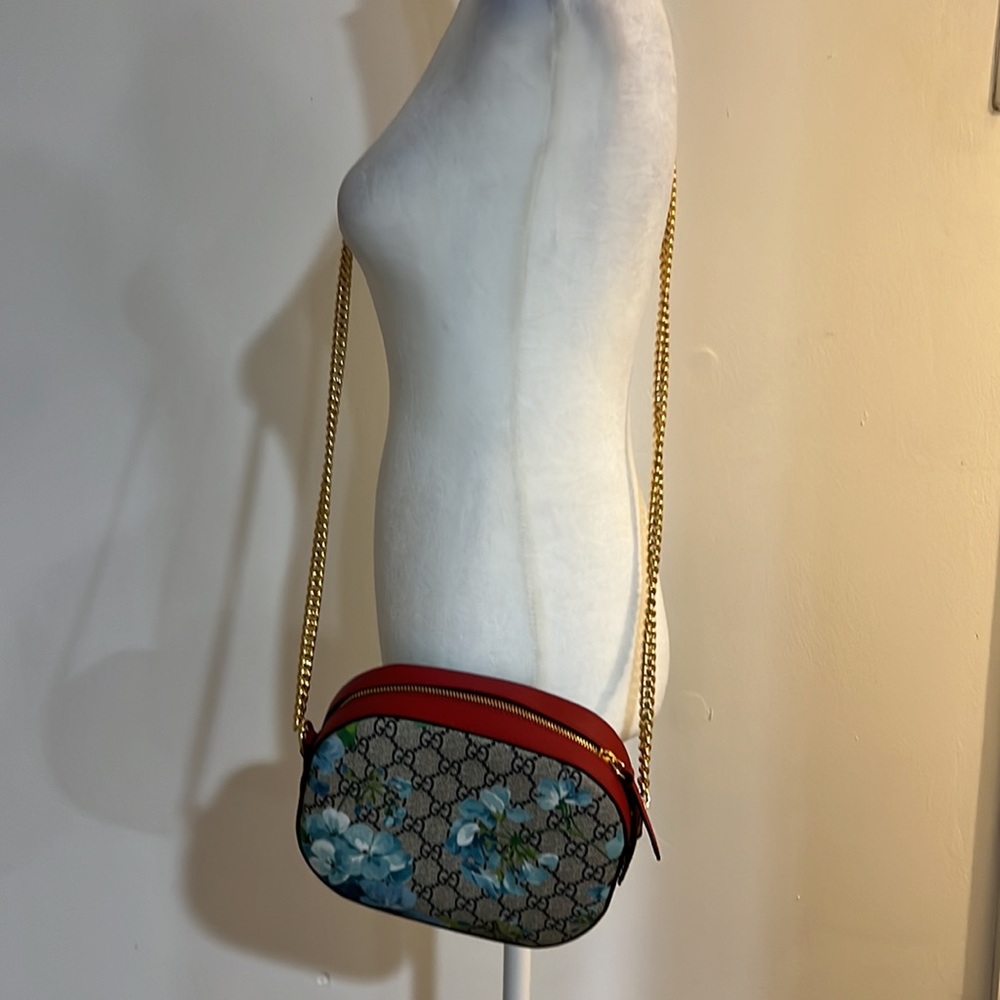 Gucci GG Supreme Blossoms Crossbody